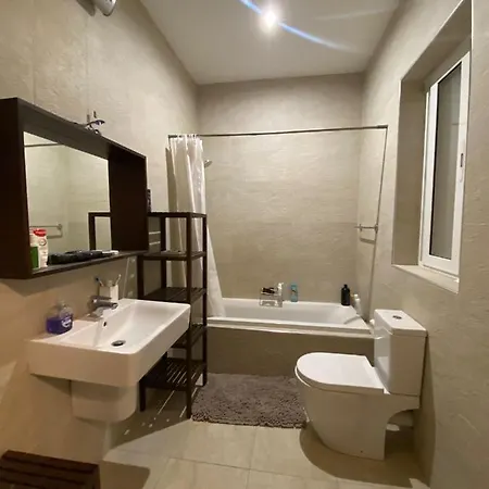 St Julians With Pool *