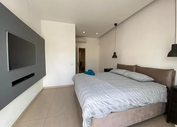 St Julians With Pool * Saint Julian's