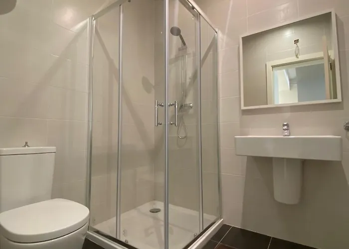 St Julians With Pool